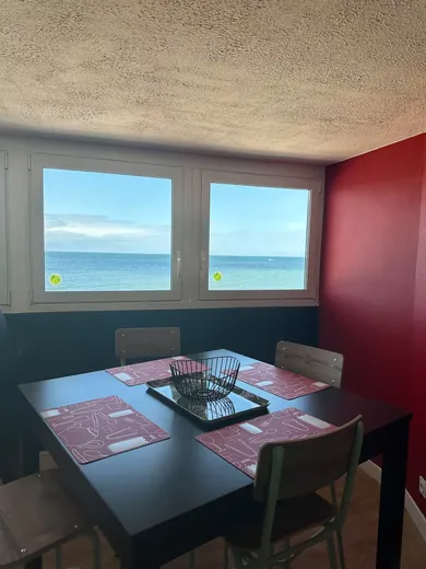 Dining room with sea view